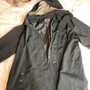 Gallery Woman’s dress raincoat